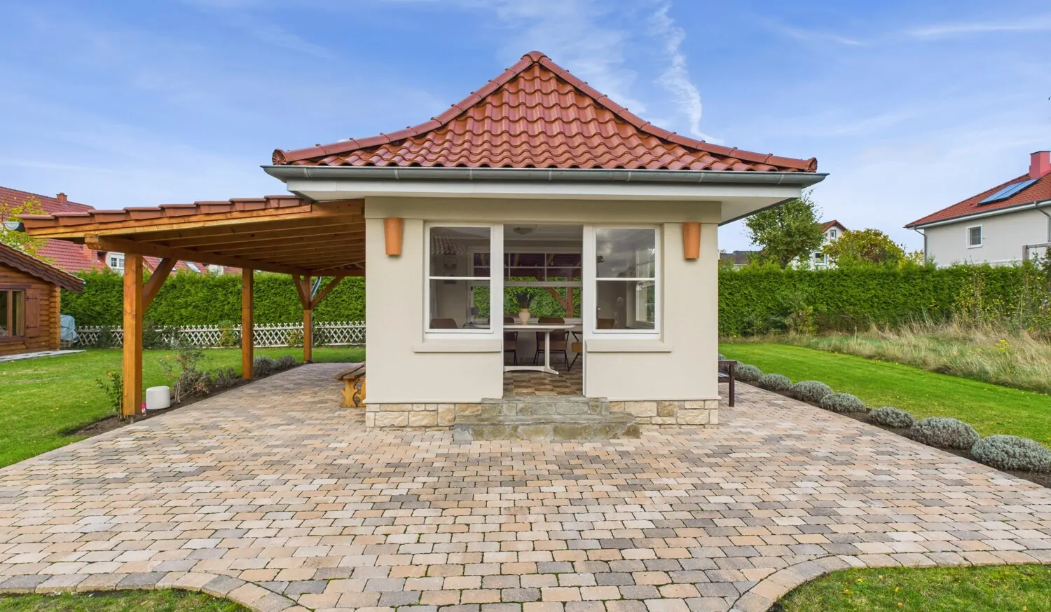 Stilvolle Fabrikantenvilla mit modernem Wohnkomfort