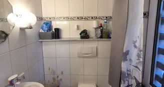 von_poll_real_estate_property_25336050_image_2