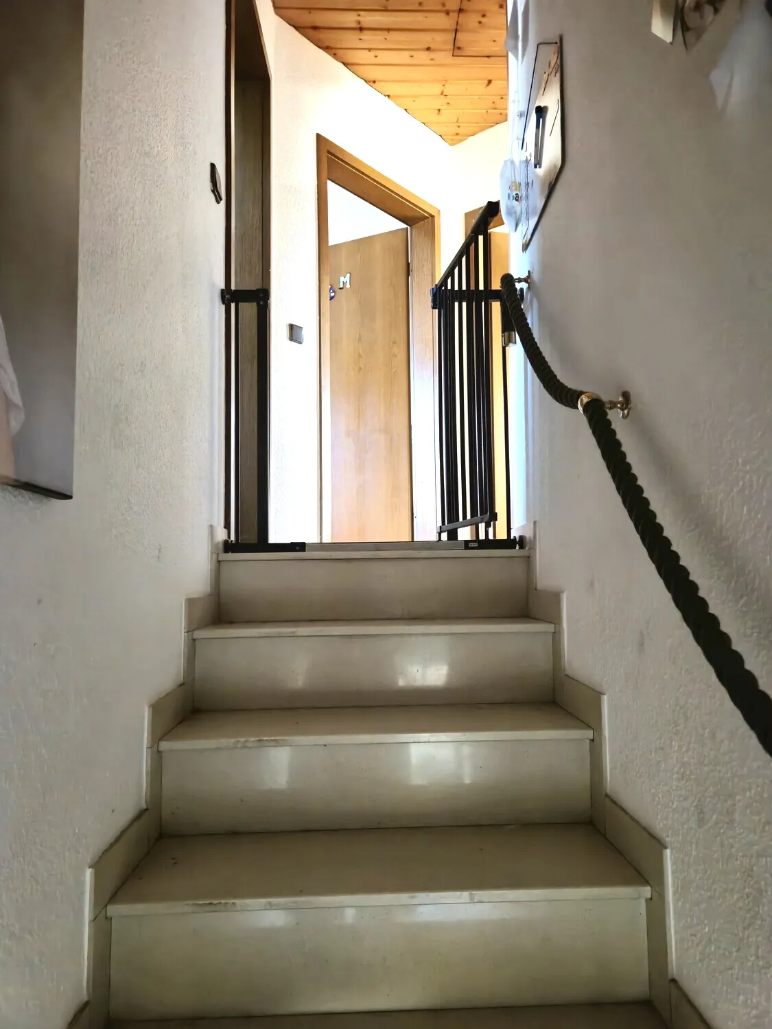 Treppenaufgang zum Dachgeschoss