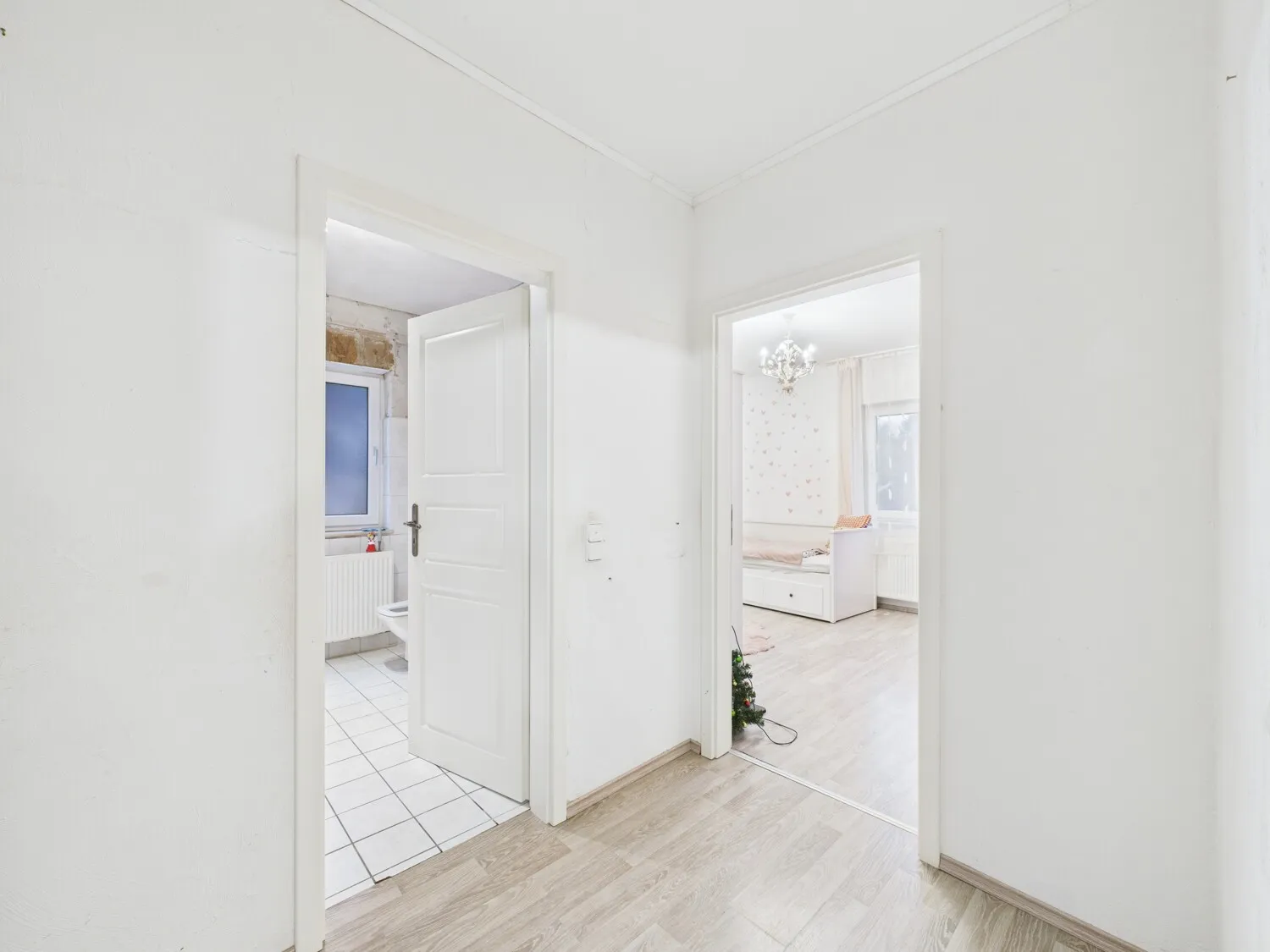 Vorflur - Kinderzimmer EG