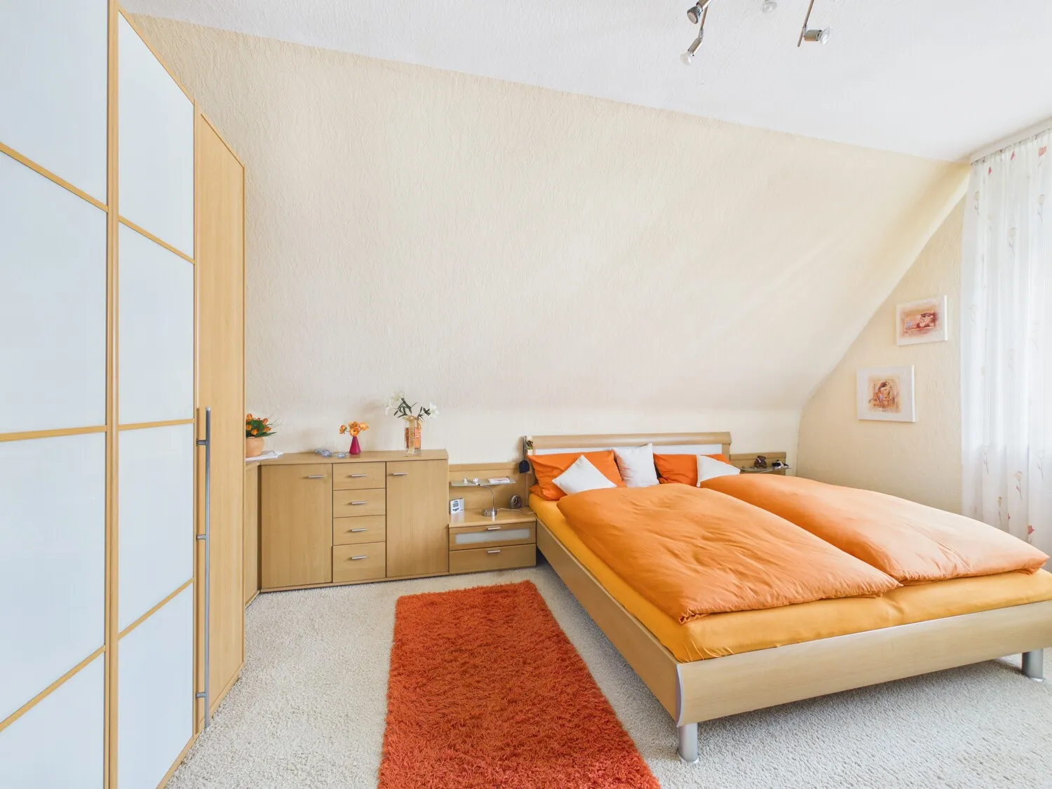 Schlafzimmer OG