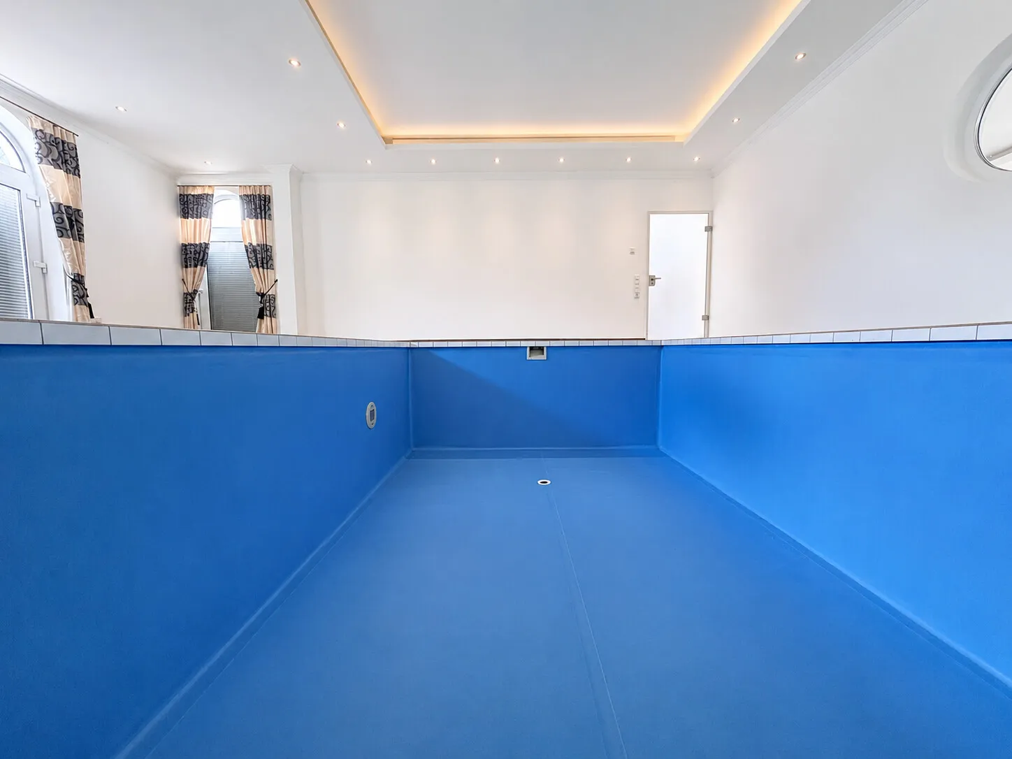 EG Schwimmhalle