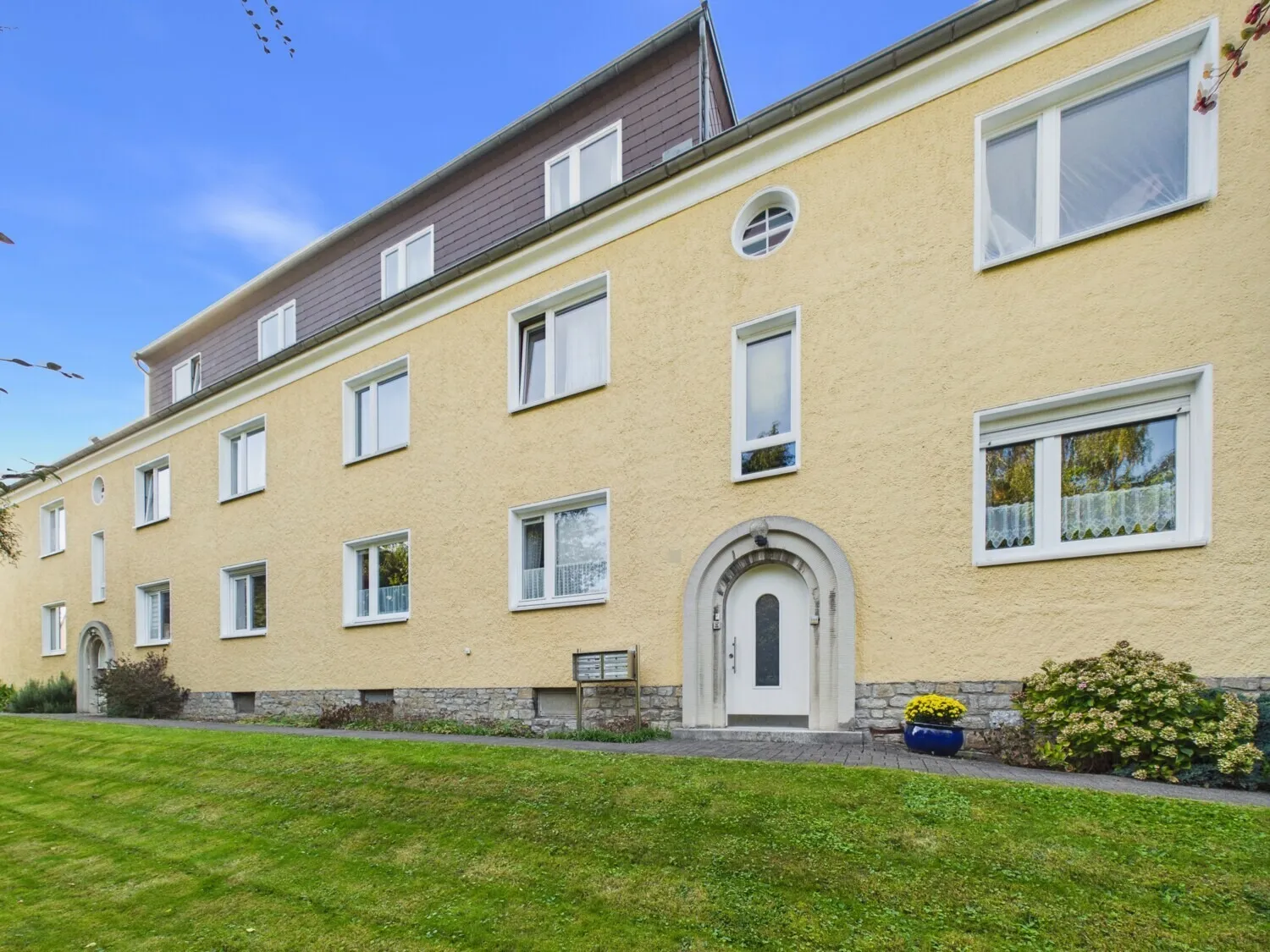 Geräumige Eigentumswohnung in schöner Lage von Detmold