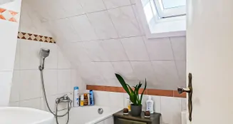 von_poll_real_estate_property_25389007_image_17