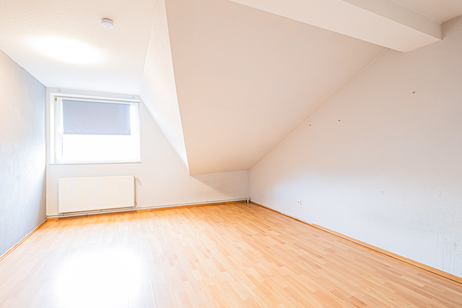 Zimmer Whg. DG DS 31