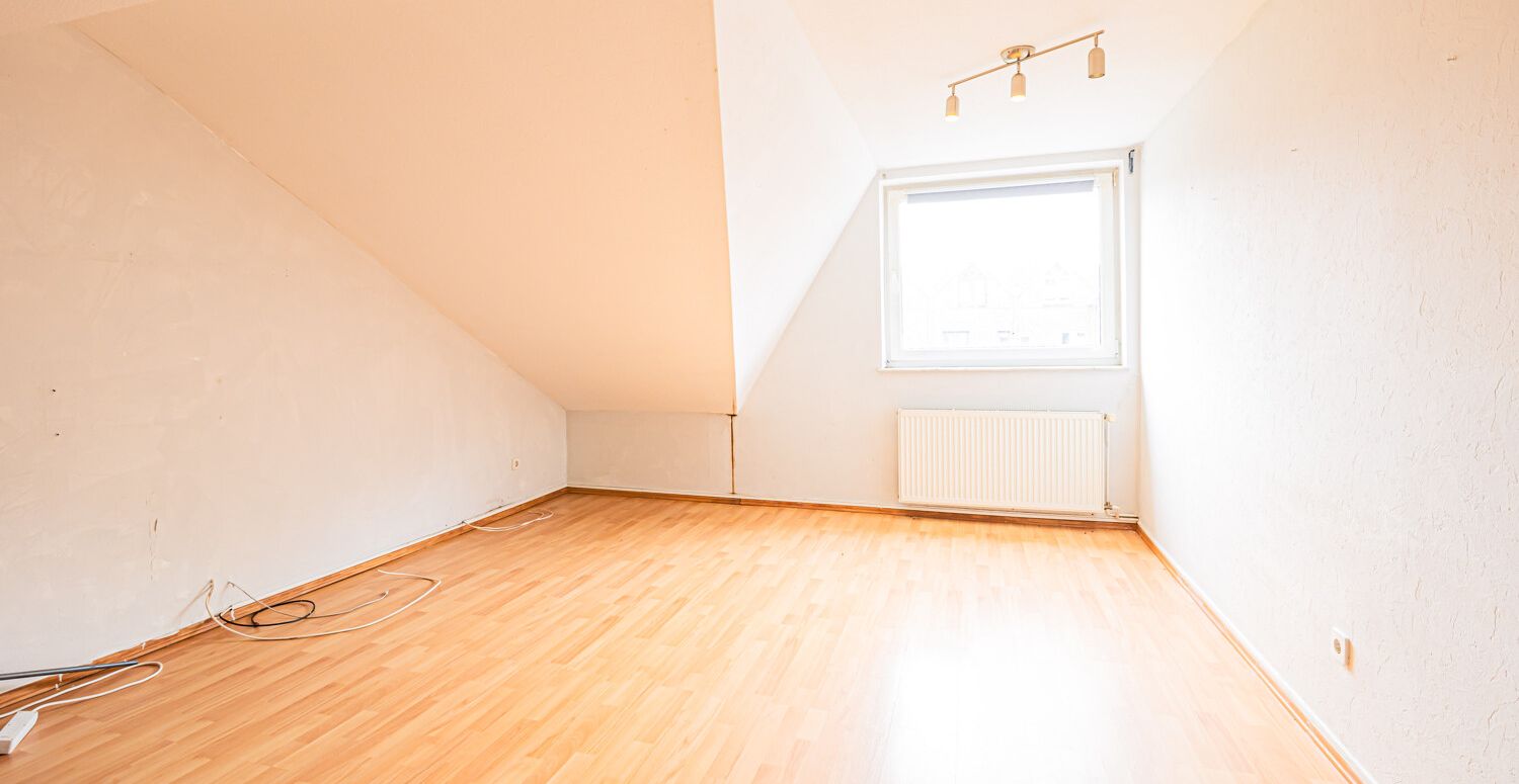 Zimmer Whg. DG DS 31
