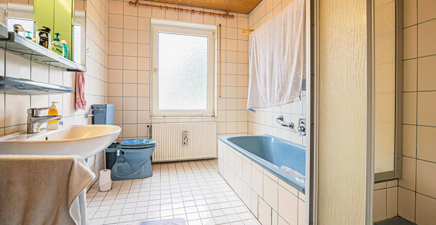 Badezimmer EG