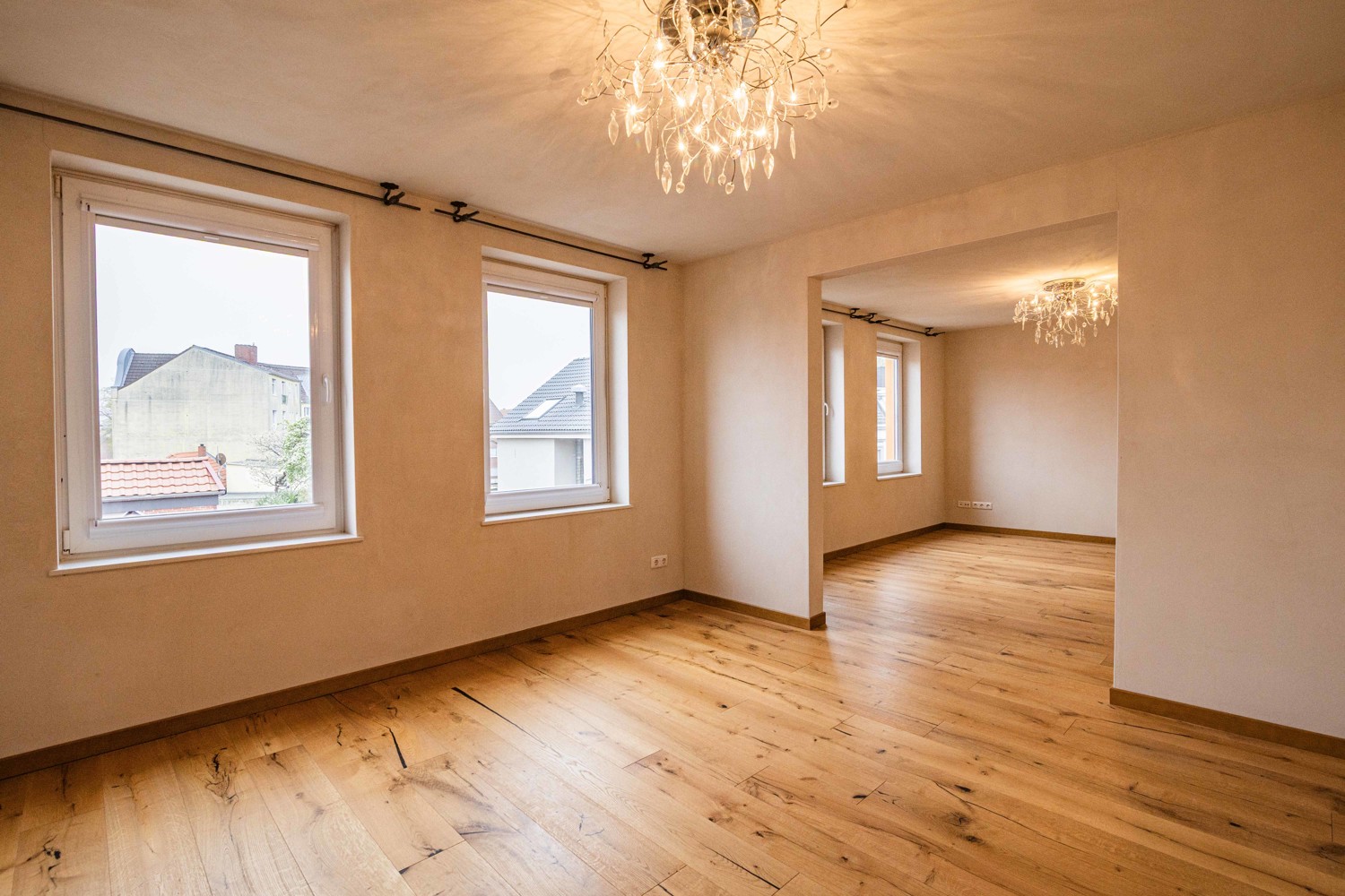Schlaf- & Ankleidezimmer DG