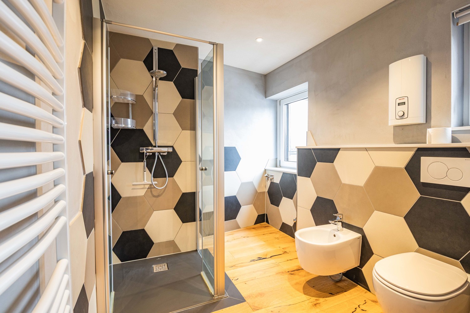 Badezimmer DG Ansicht III