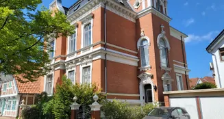 von_poll_real_estate_property_24389009-1_image_1