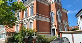 von_poll_real_estate_property_24389009-1_image_0