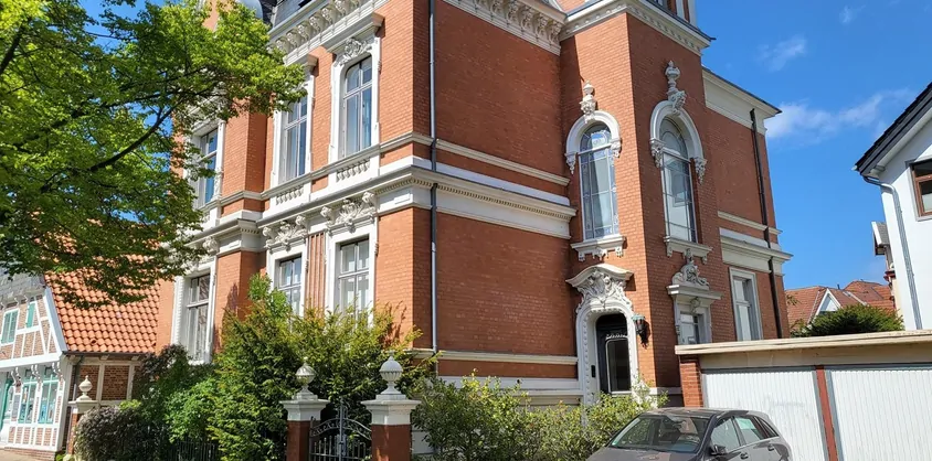 von Poll Immobilien GmbH