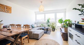 von_poll_real_estate_property_24389019-1_image_1