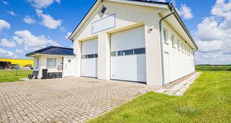 von_poll_real_estate_property_25389009_image_1