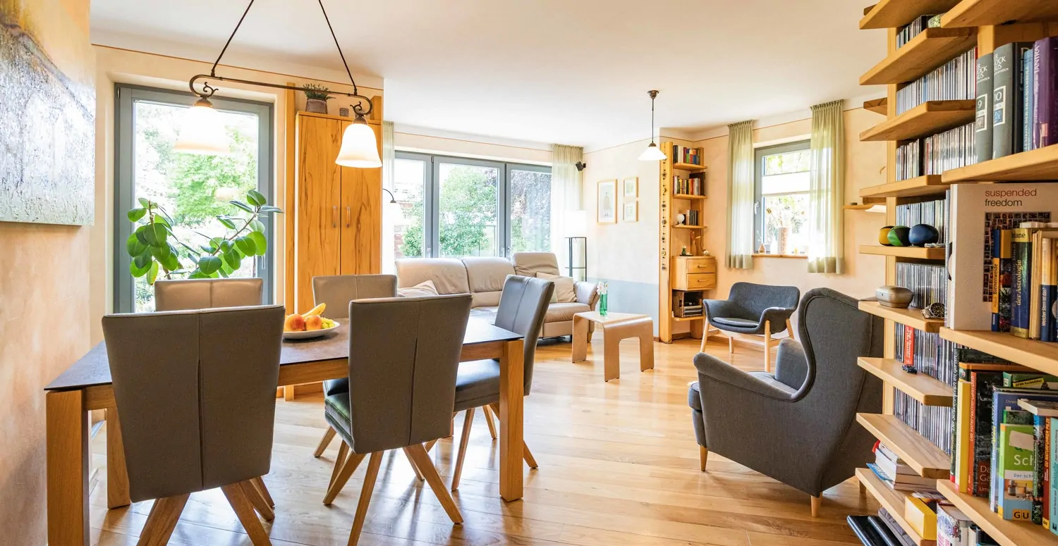 Wohn-/Esszimmer Ansicht I