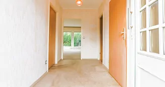 von_poll_real_estate_property_25389018_image_2