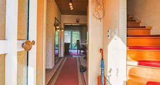 von_poll_real_estate_property_25389016_image_0