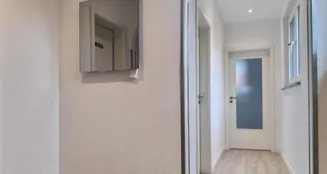 von_poll_real_estate_property_25389105_image_0