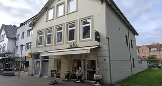 von_poll_real_estate_property_25389107_image_1