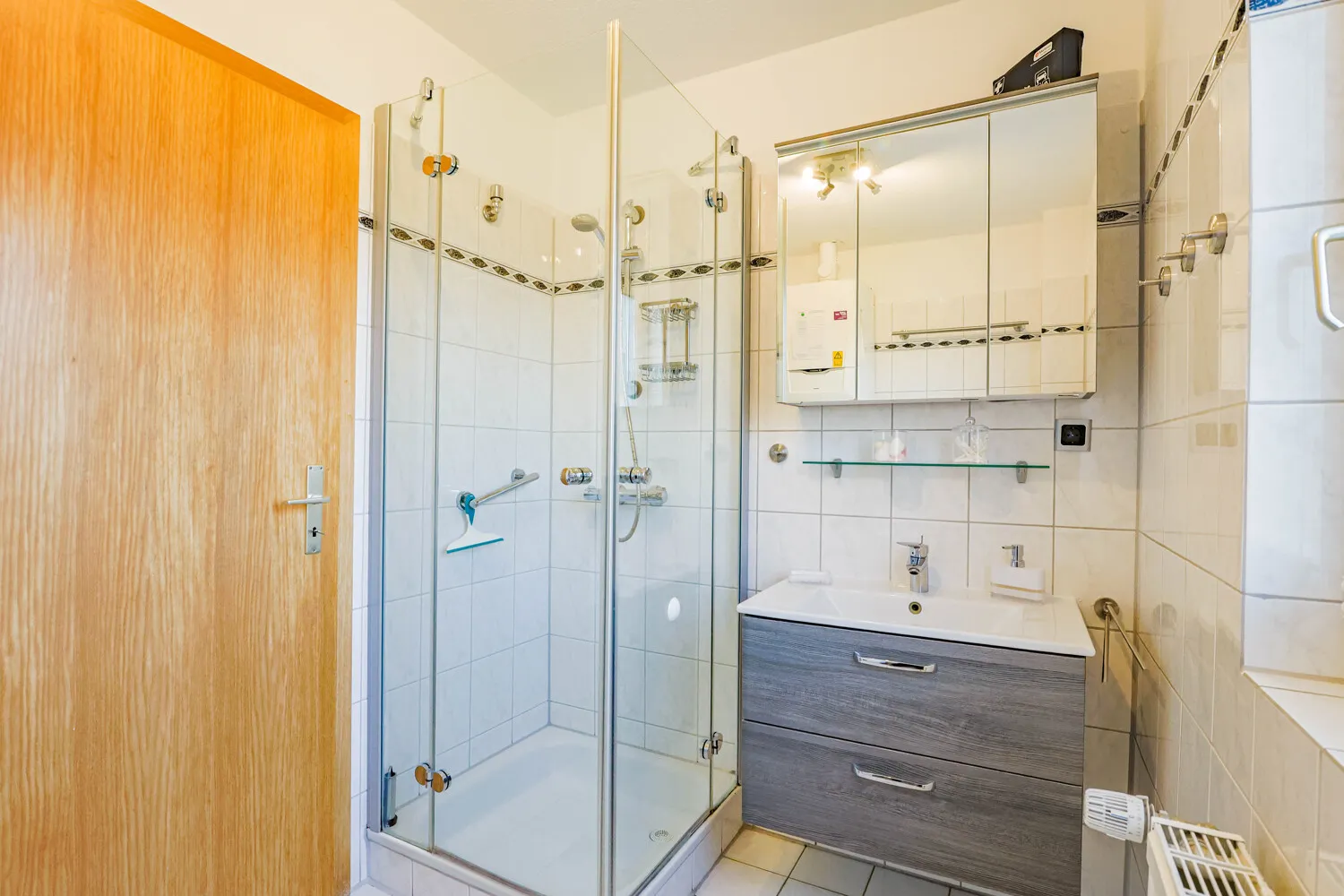 Badezimmer Ansicht II