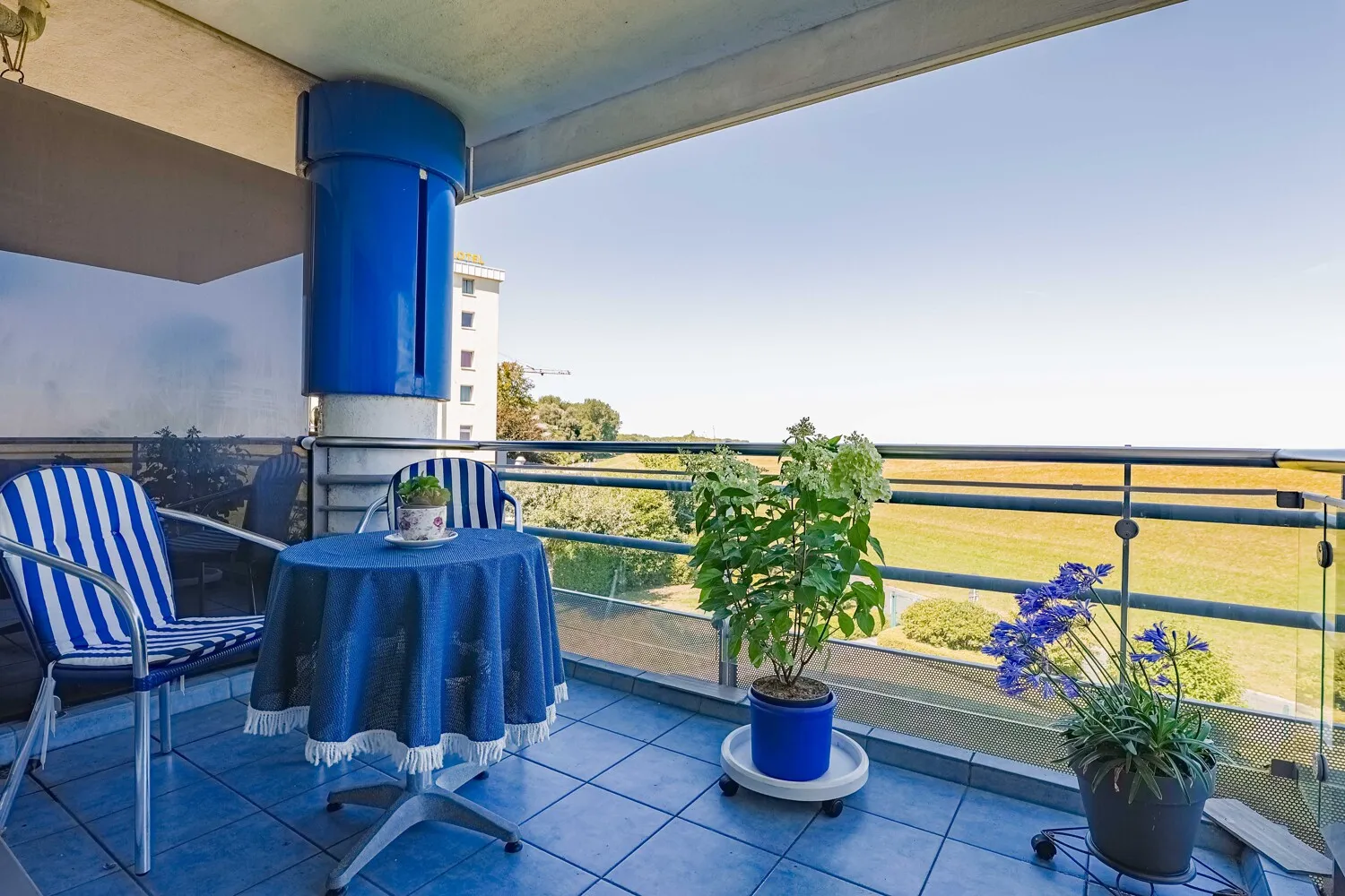 Balkon I mit Meerblick