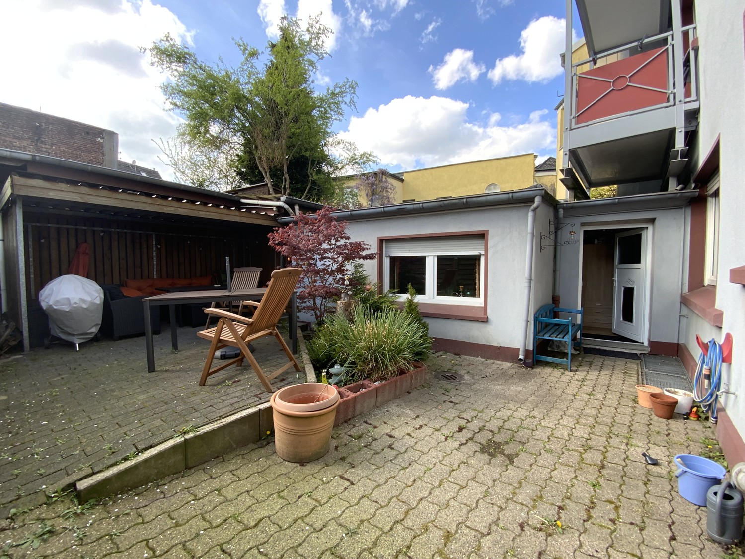 Innenhof / Terrasse Erdgeschosswohnung