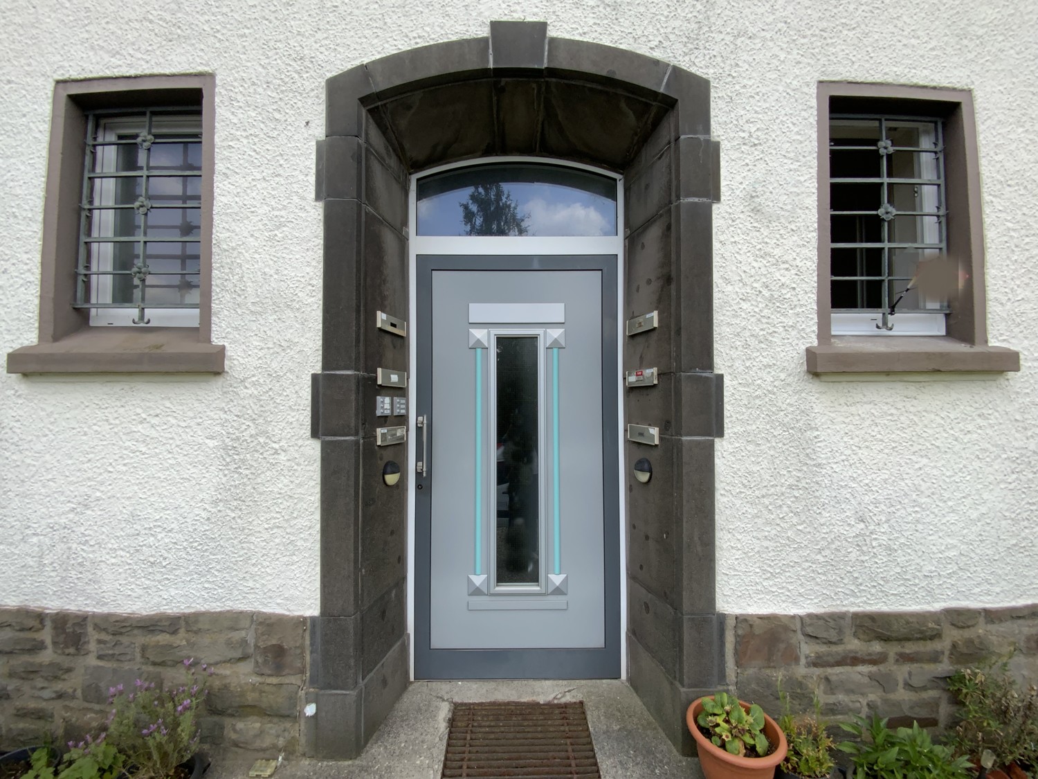 Haus B / Eingang