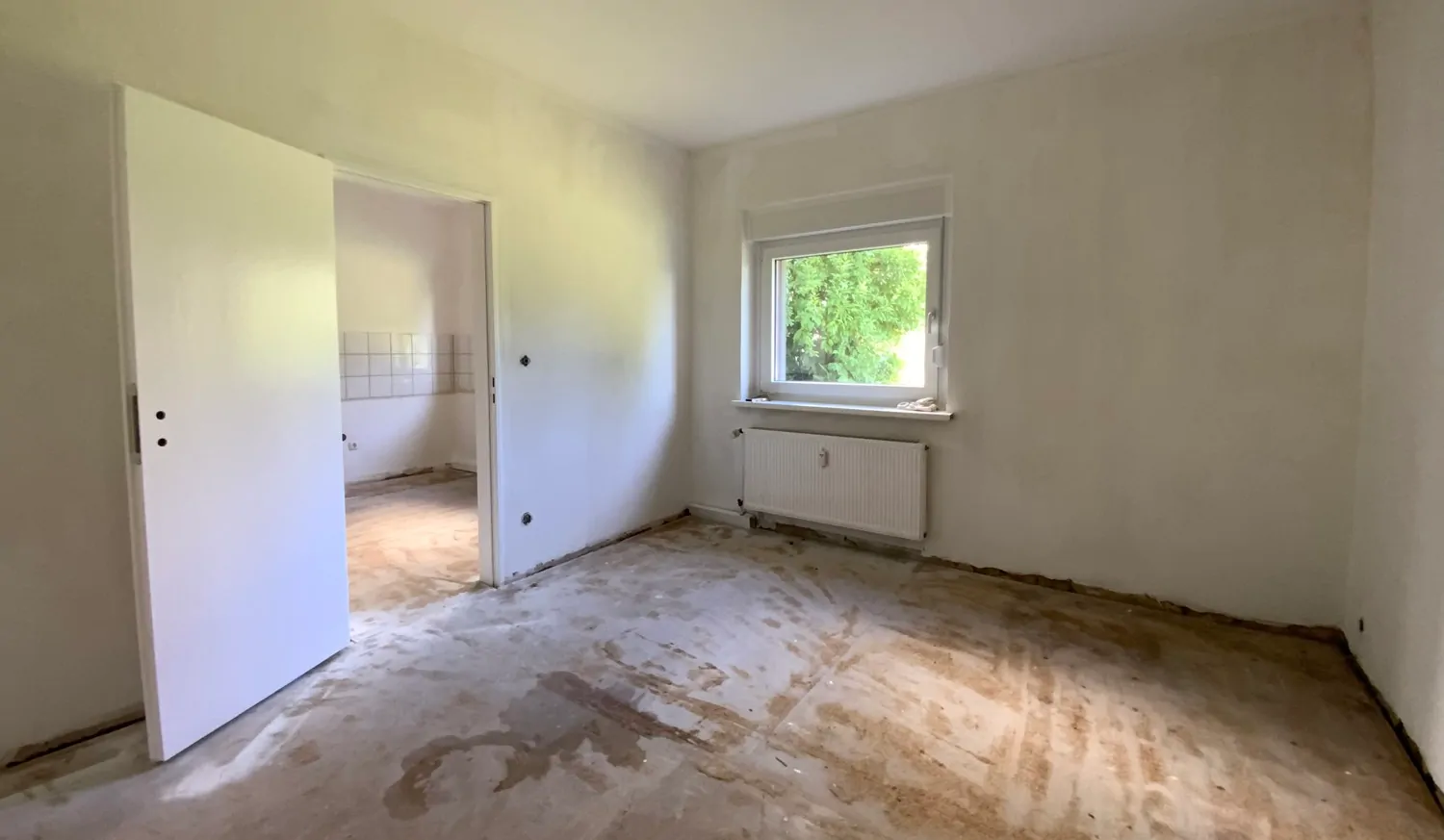 Haus B / Erdgeschoss rechts in Renovierung