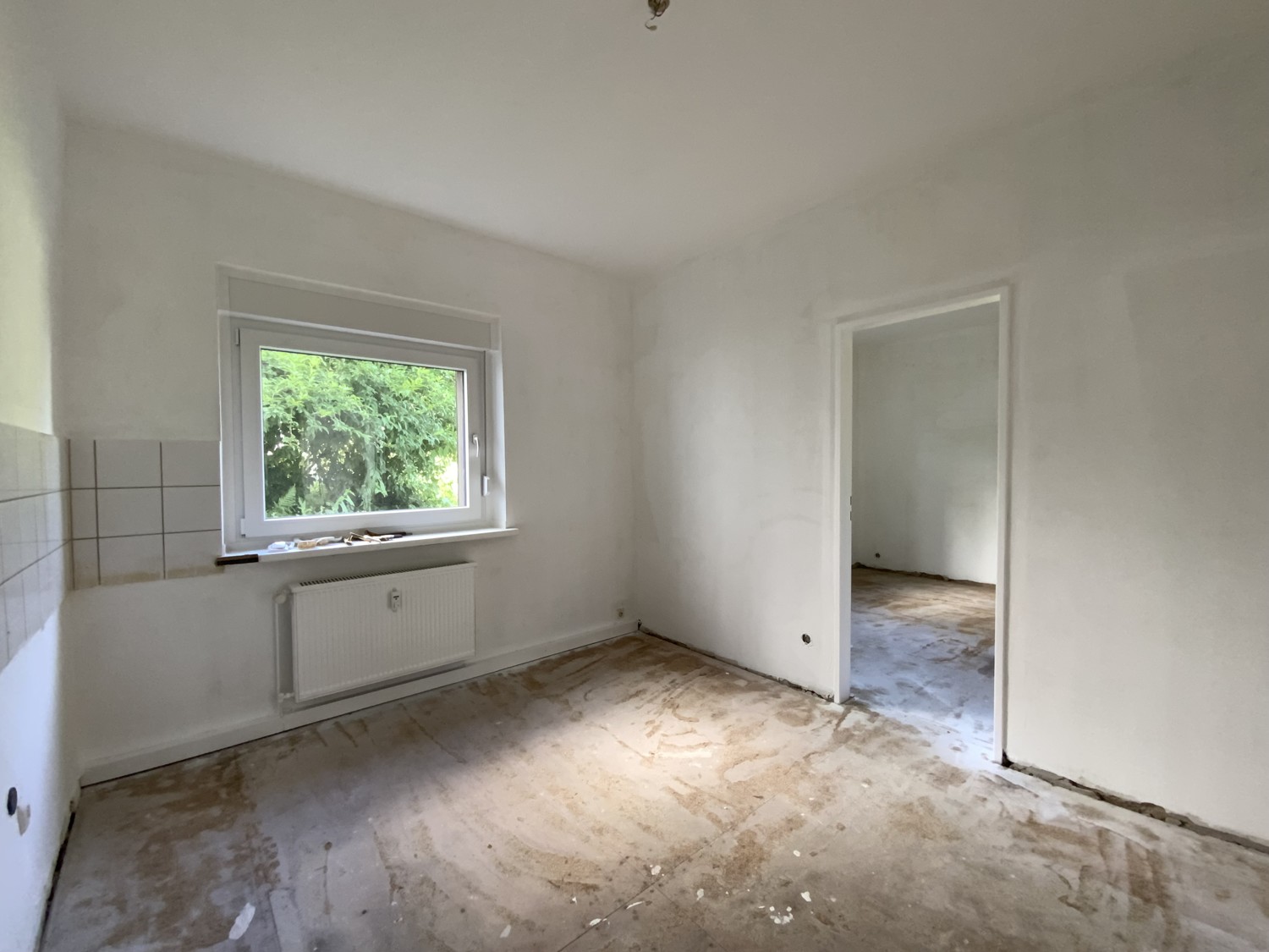 Haus B / Erdgeschoss rechts in Renovierung