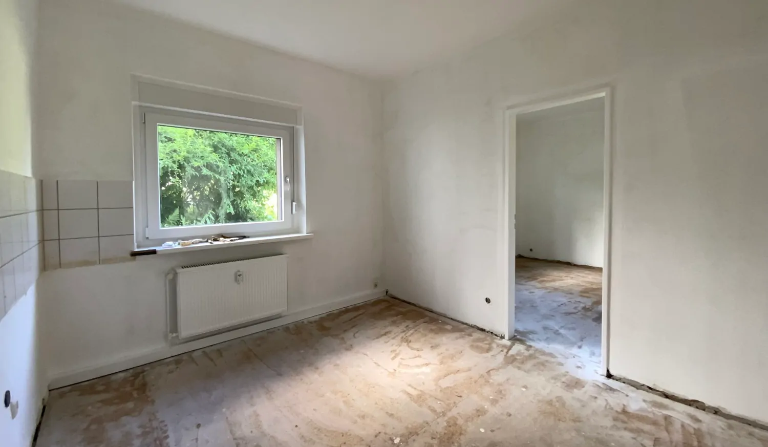 Haus B / Erdgeschoss rechts in Renovierung