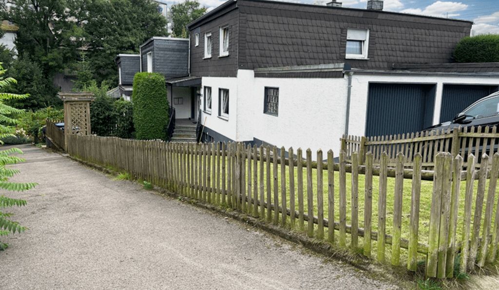 Zweifamilienhaus