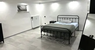 von_poll_real_estate_property_25320019_image_11