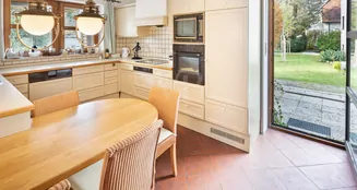 von_poll_real_estate_property_25144011_image_2