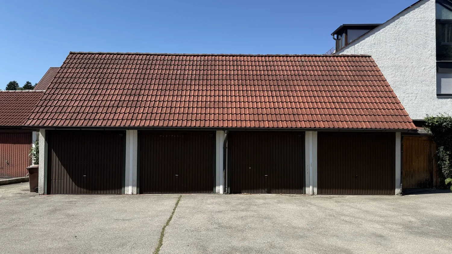 Garage 2. von rechts