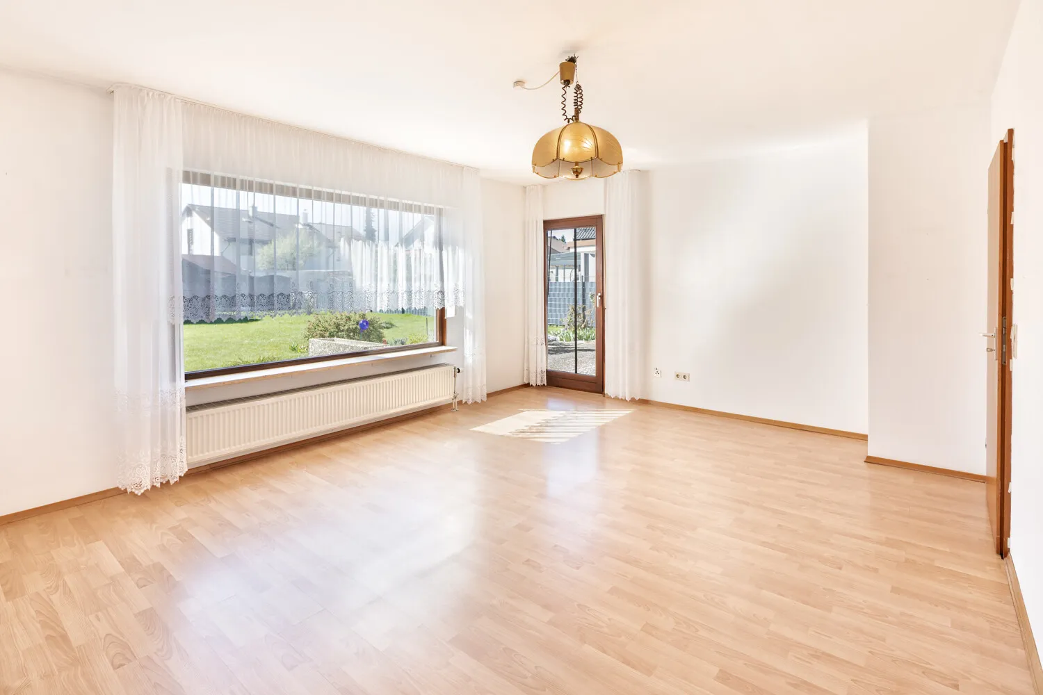 lichtdurchflutete Zimmer