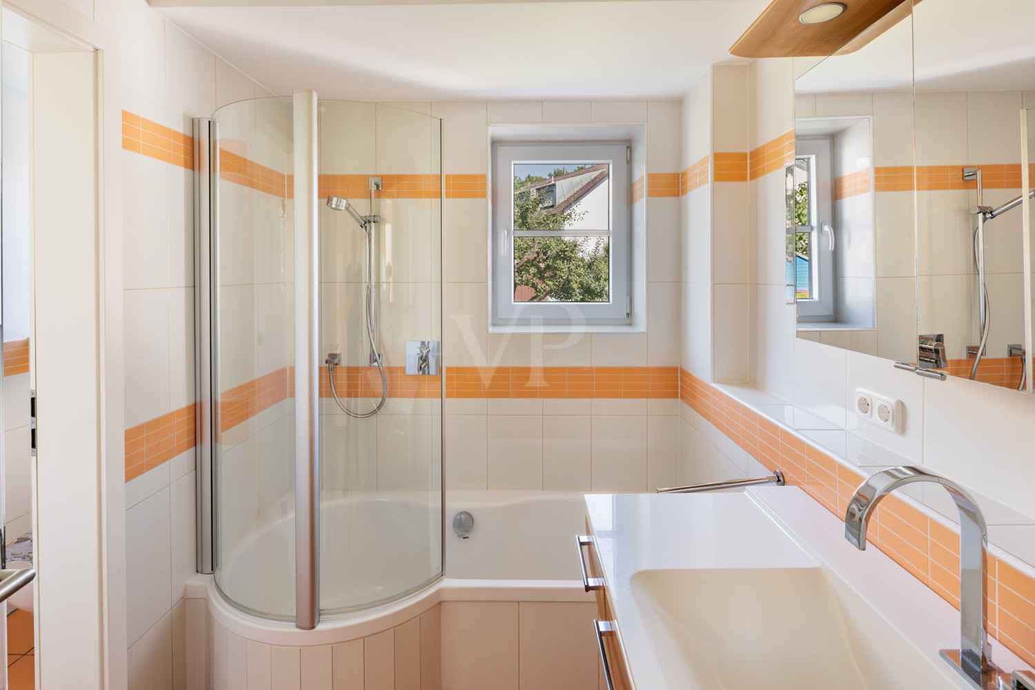Badezimmer EG