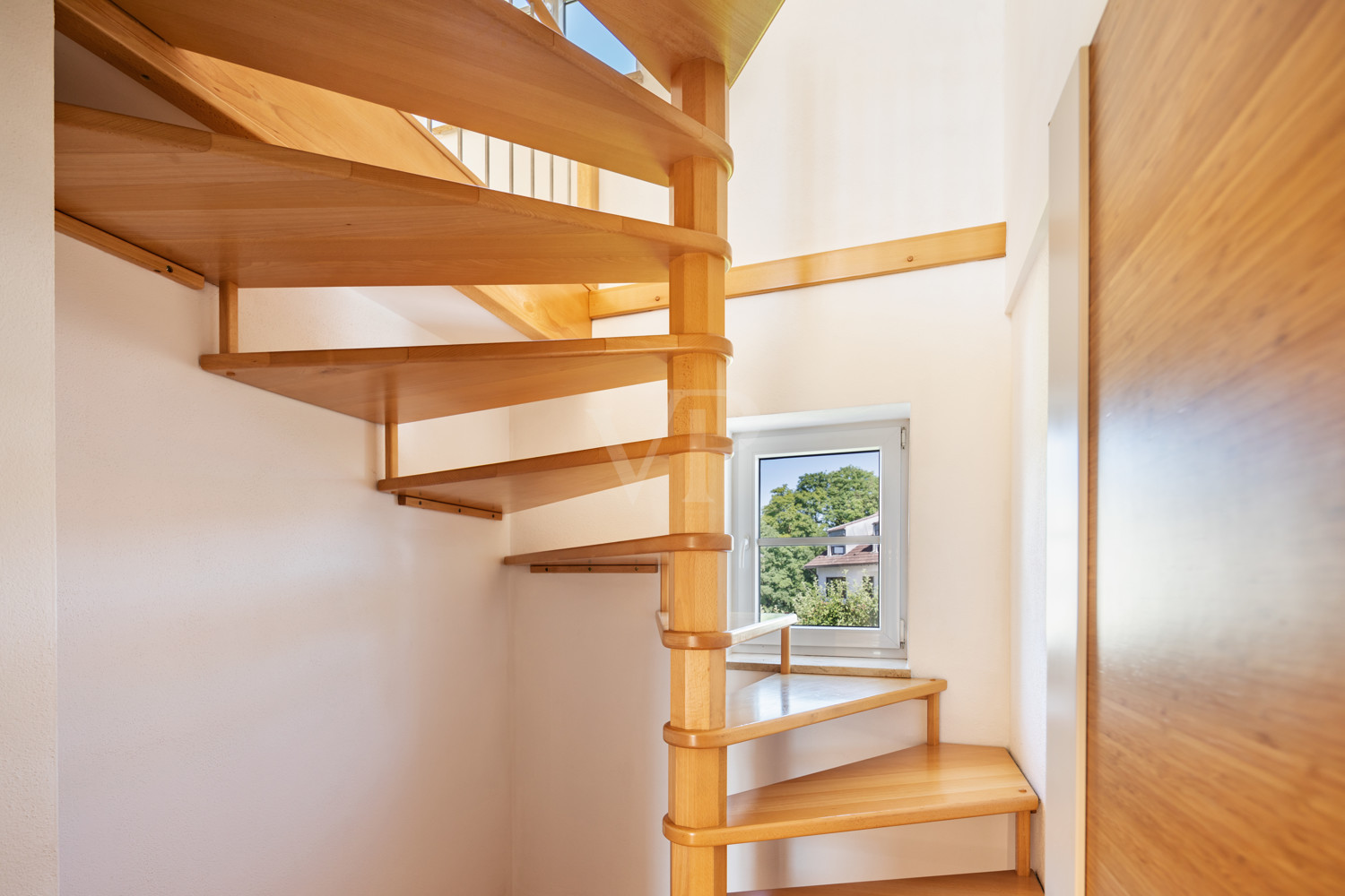 Treppe zum DG