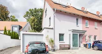 von_poll_real_estate_property_25144009_image_0