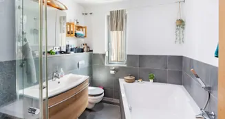 von_poll_real_estate_property_25144009_image_6