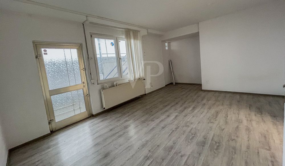 Büro- Praxisraum 4