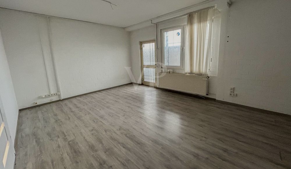 Büro- Praxisraum 4