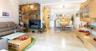 von_poll_real_estate_property_25250018_image_0