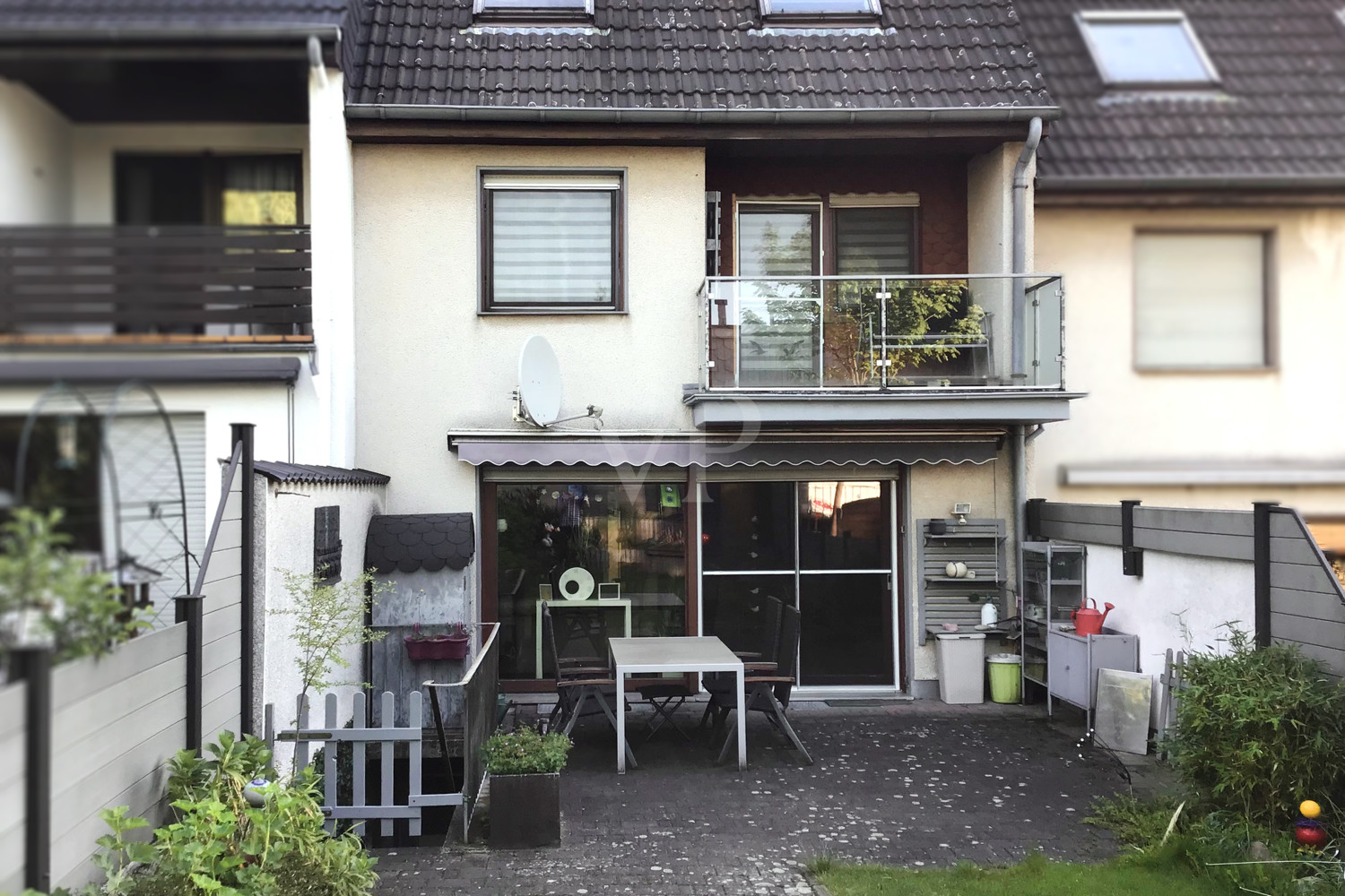 Hausansicht Garten