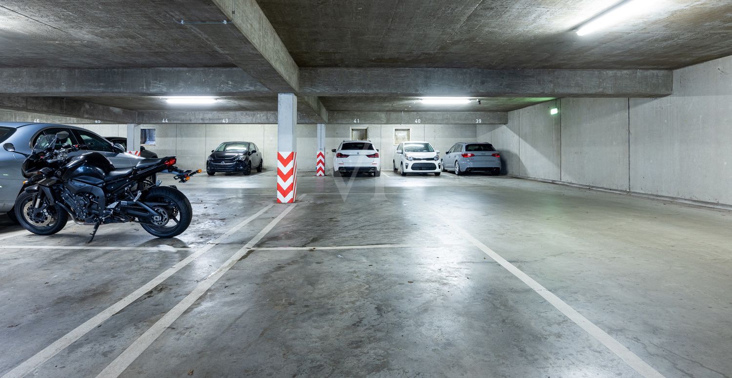 Tiefgaragenstellplatz