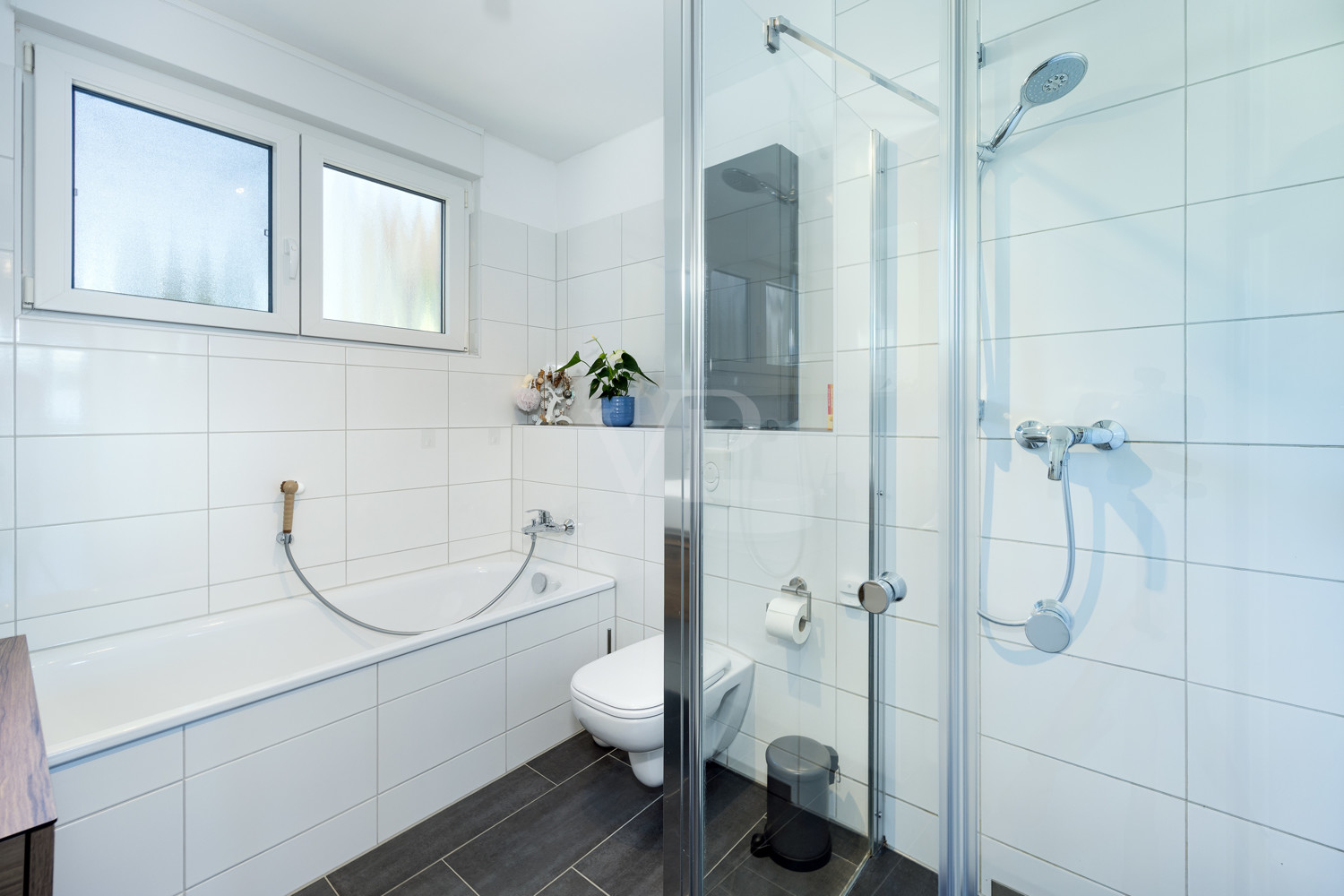 Badezimmer im ersten Obergeschoss