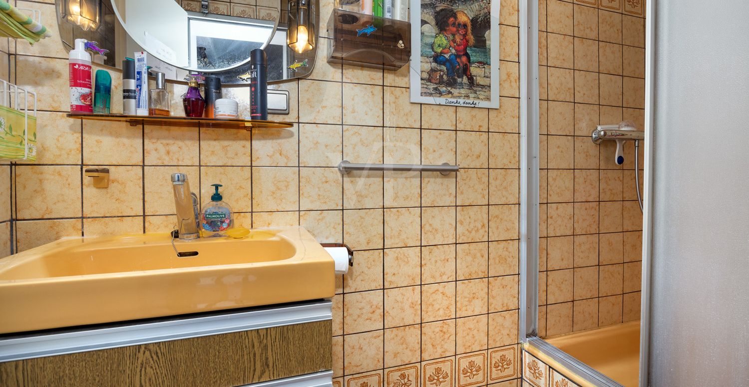 Badezimmer EG