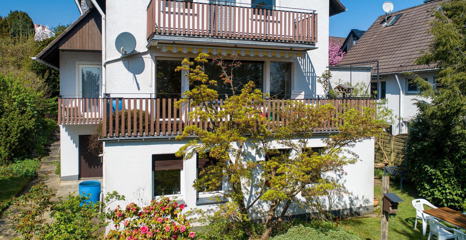 Hausansicht Garten