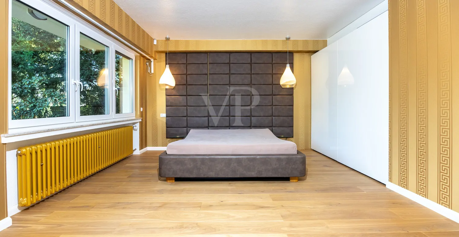 Schlafzimmer Gartengeschoss