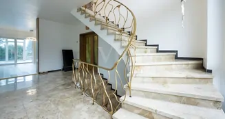 von_poll_real_estate_property_24250392_image_8