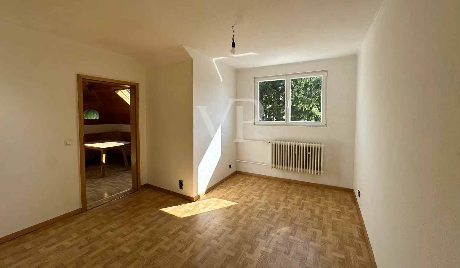 Wohnzimmer 2.OG links